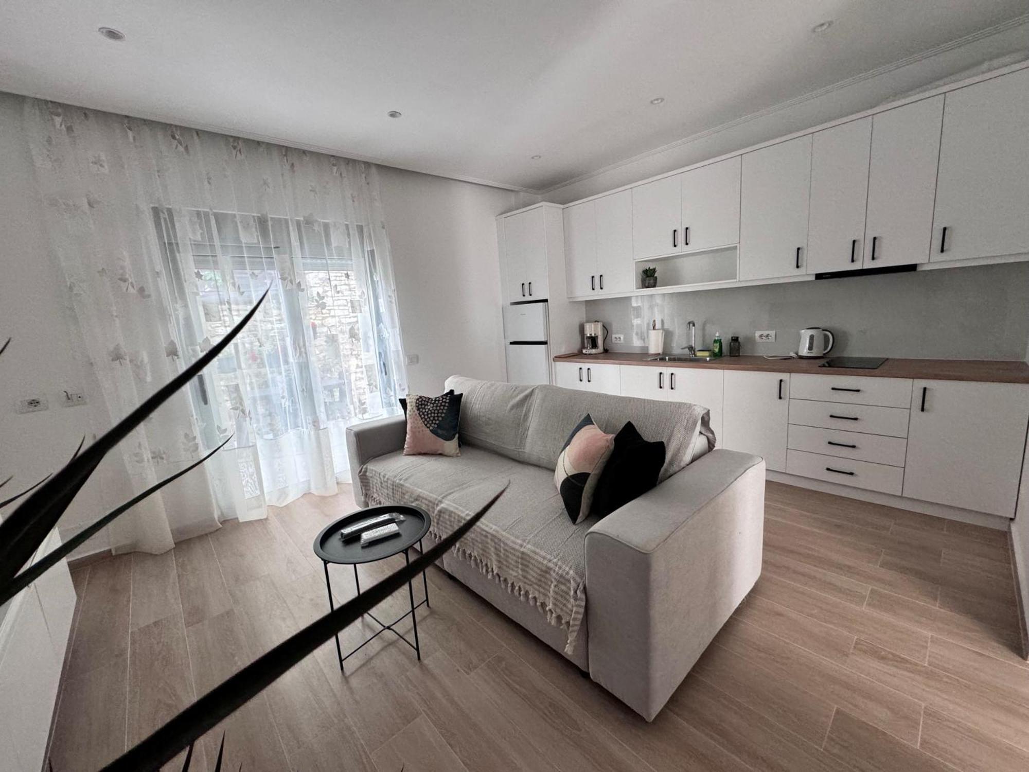 Sunset Hill Apartments Sarandë Exterior foto